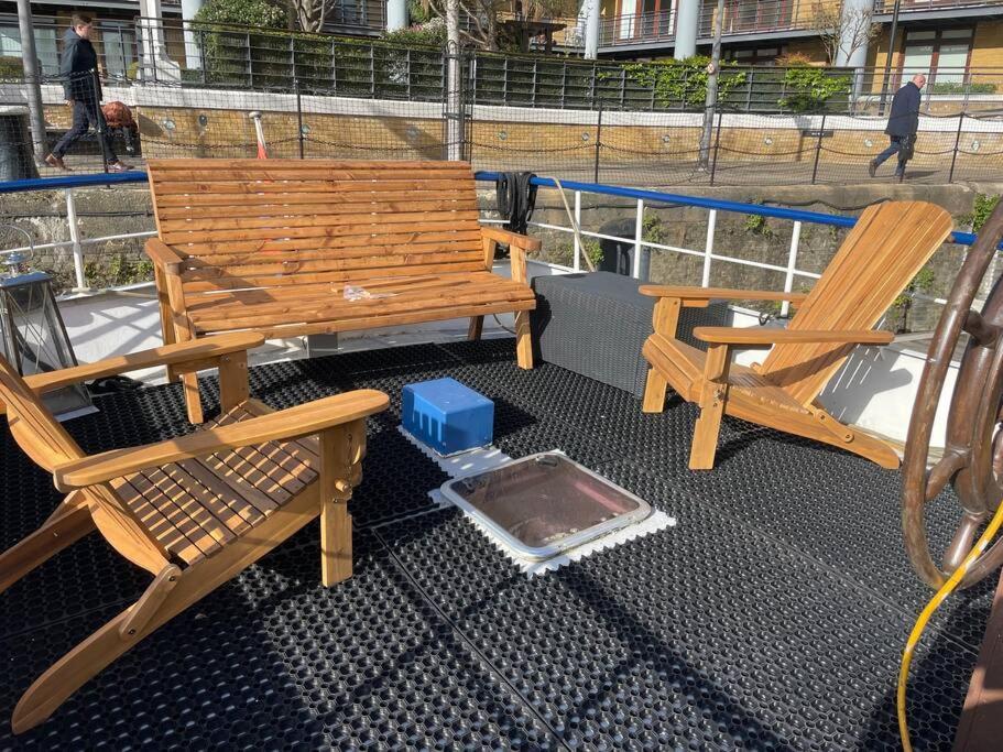 Historic Dutch Barge, Idyllic Location Otel Londra Dış mekan fotoğraf